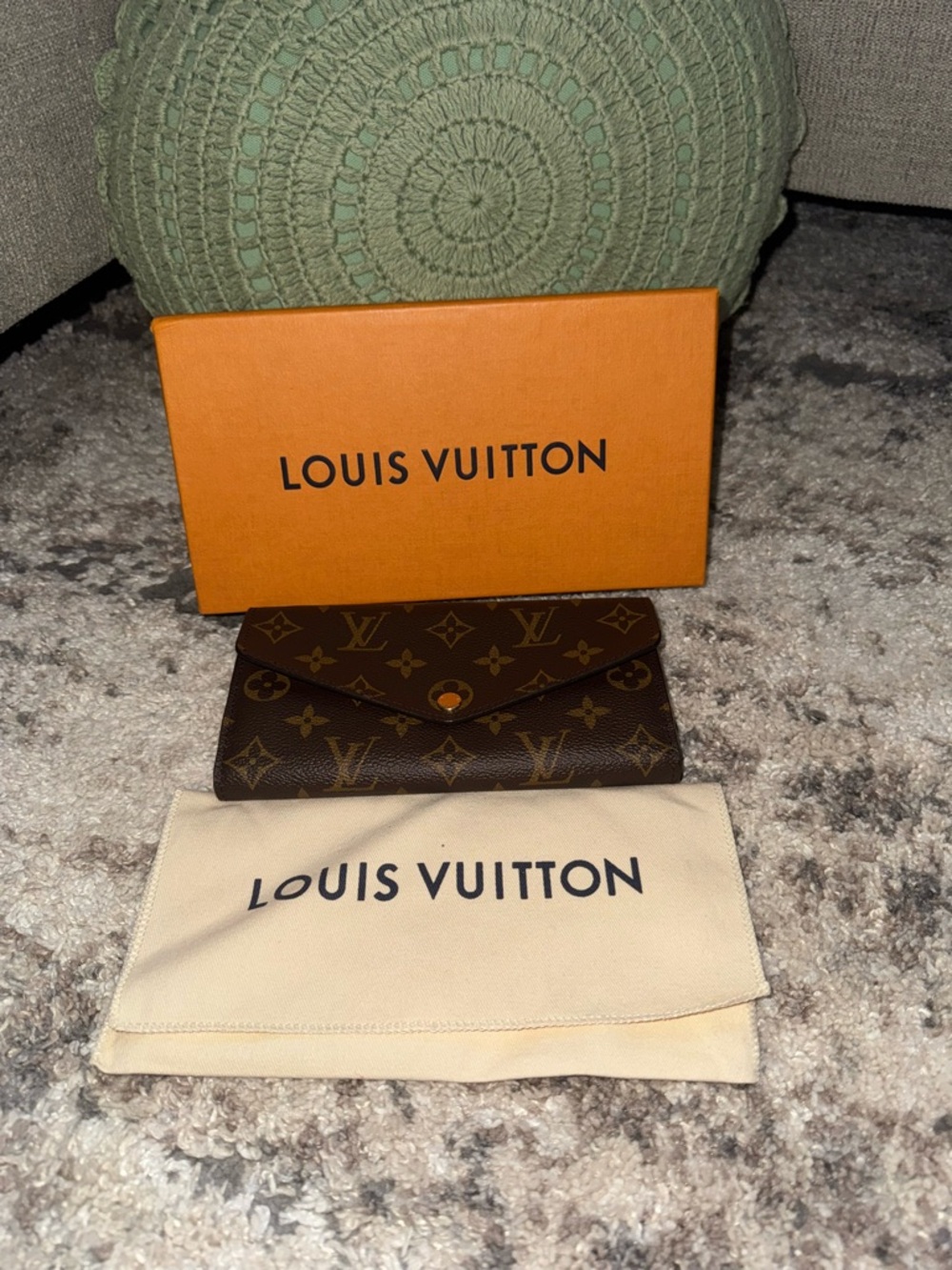 Louis Vuitton Monogram Canvas Brown Sarah Wallet- LIKE NEW